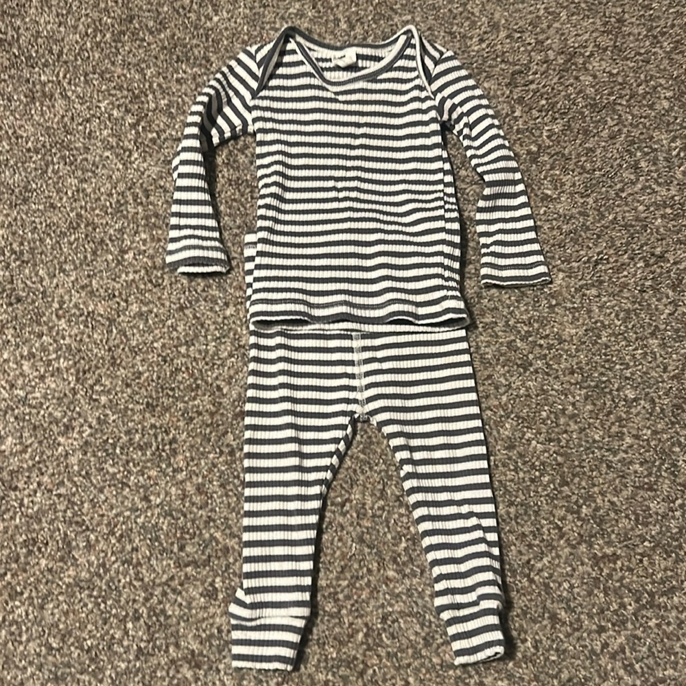 Quincy Mae Waffle Matching Set - EUC no flaws